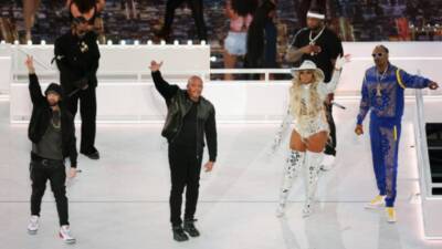 Cincinnati Bengals - Super Bowl 2022 halftime show makes history with first ever all-rap performance - 7news.com.au - Los Angeles -  Los Angeles - state California