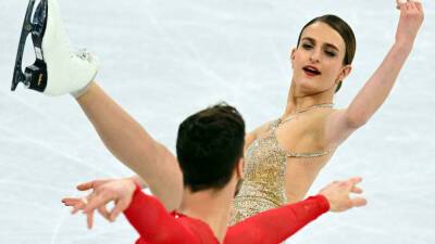 Kamila Valieva - Olympic Games - France’s Papadakis, Cizeron win ice-dancing gold in Beijing - france24.com - Russia - France - Usa - Beijing - Madison