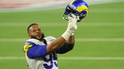 Super Bowl 2022: Aaron Donald points to ring finger after game-sealing play, emotional after Rams win