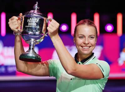 Anett Kontaveit joins Steffi Graf and Monica Seles in record books with indoor win streak