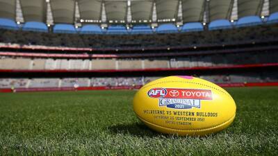 AFL takes $43 million hit in COVID-plagued 2021 season as pandemic impacts a second year - abc.net.au