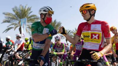 Mark Cavendish - Mark Cavendish survives Tour of Oman crash with 'just some bruising' - thenationalnews.com - Britain - Czech Republic - Oman