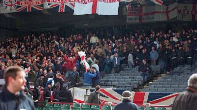 On this day in 1995: Rioting England fans force Ireland friendly to be abandoned - bt.com - Britain - Ireland - county Thomas - county Jack -  Dublin