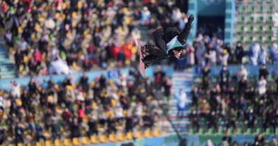 Winter Olympics day 11: snowboard big air, women’s downhill skiing and ice hockey – live!