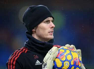Dean Henderson Hits Out At 'Hurtful and Totally False' Rumours Circulating On Social Media