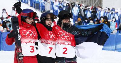 Mathilde Gremaud - Gremaud leads YOG graduate sweep of slopestyle podium - olympics.com - Switzerland - Beijing
