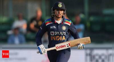 Smriti Mandhana out of MIQ, to join team for remainder of ODI series - timesofindia.indiatimes.com - New Zealand - India -  Mumbai -  Queenstown