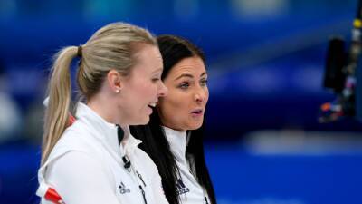 GB women keep curling medal hopes alive as Eve Muirhead’s team claim vital win