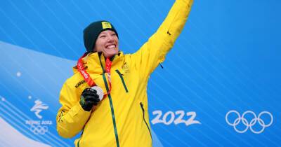 Australian skeleton racer Jaclyn Narracott welcomed home after historic silver medal at Beijing 2022