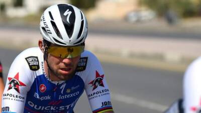 Tour of Oman: British sprinter Mark Cavendish misses out on victory in points classification as Jan Hirt wins overall race