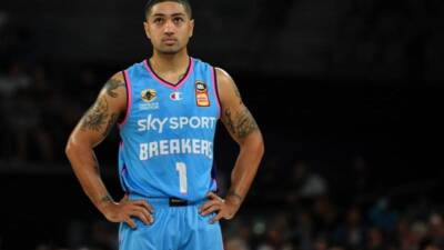 Breakers edge out Taipans in NBL thriller - 7news.com.au - New Zealand