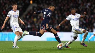 Kylian Mbappe scores stunning late winner as PSG edge Real Madrid in first leg after Lionel Messi misses penalty