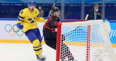 Sweden stun Canada to reach men's semi-finals