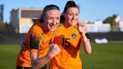 Louise Quinn - Lucy Quinn - Vera Pauw - Ireland sink Poland to make Pinatar Cup semi-finals - rte.ie - Russia - Belgium - Scotland - Hungary - Poland - Ireland - Slovakia
