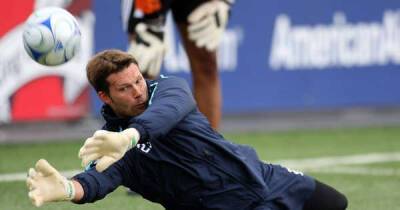 Jimmy Walker returns to West Ham as goalkeeping consultant on a short-term basis - msn.com -  Ipswich -  Lincoln