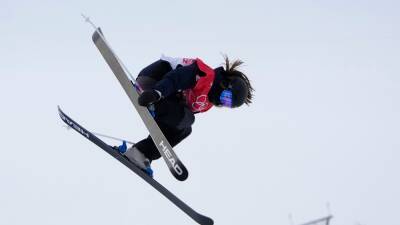Winter Olympic - Eileen Gu - Medal hopes raised after Zoe Atkin qualifies fourth for freestyle halfpipe final - bt.com - Britain - Canada - China - Beijing - Estonia - county Park