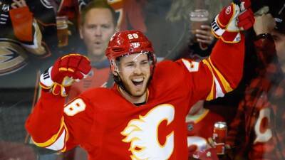 Lindholm, Flames top Ducks for eighth straight win