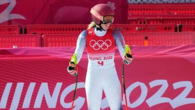 U.S. skier Mikaela Shiffrin doesn't finish slalom leg of Alpine combined at Beijing Olympics
