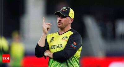 Marcus Stoinis - Matthew Wade - Aaron Finch to continue batting lower as Australia tinker T20 strategy - timesofindia.indiatimes.com - Australia - New Zealand - Sri Lanka - Pakistan