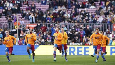 Ferran Torres - Luuk De-Jong - Reino Unido - Barcelona Vs Nápoles Los 'exiliados' de la Premier, el tridente de la Europa League - en.as.com