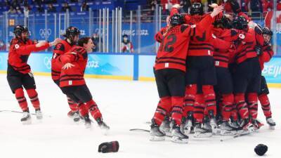 Canada prevails vs. rival Team USA to win women's hockey gold at Beijing Olympics - espn.com - Sweden - Usa - Canada - Beijing