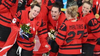 The 3 certainties in life: Death, taxes, and a golden goal from Marie-Philip Poulin