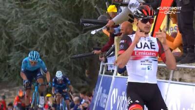 Covi gana con autoridad en el final explosivo ante Superman - en.as.com - Uae - Bahrain