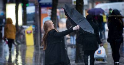Storm Eunice - Friday's hour-by-hour weather forecast for every Greater Manchester borough as Storm Eunice hits - manchestereveningnews.co.uk - Britain - Manchester - borough Manchester