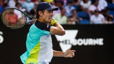 Alex De-Minaur - Alex De Minaur denies false COVID-19 vaccination certificate following reports of investigation - abc.net.au - Spain - Australia - London - county La Paz