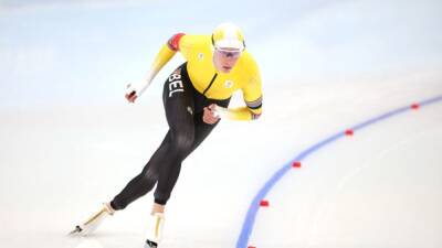Speed skating-Swings seeks first Belgian Winter gold in 74 years at mass start