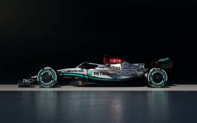 Mercedes unveil classy 2022 F1 car as Lewis Hamilton returns & George Russell arrives