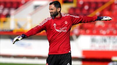 Joe Lewis urges Aberdeen squad to show character when new manager is appointed