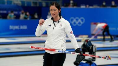 Great Britain guarantee curling double as Eve Muirhead’s team reach final