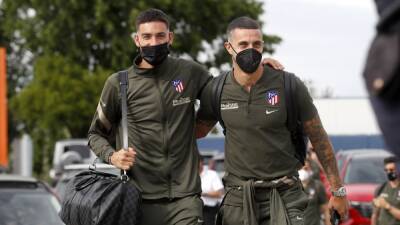 Carrasco y Hermoso se suman al grupo; Lemar y Lecomte, bajas