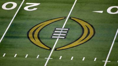 College Football Playoff to remain 4 teams through '25 after expansion talks fail