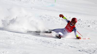 Winter Olympics 2022 - Mikaela Shiffrin wanted to 'melt off the face of the earth' after slalom woe