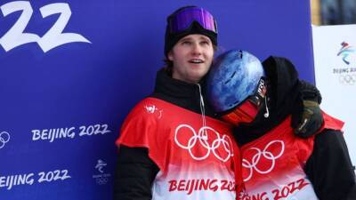Freestyle skiing-New Zealand's Porteous wins gold in men's freeski halfpipe