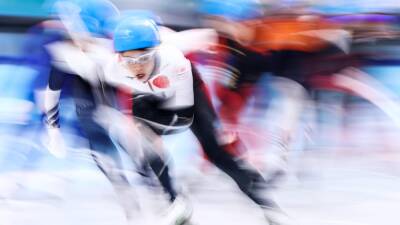 ‘She’s gone! Oh my life!’ – Huge drama as Nana Takagi spectacularly crashes on final lap at Winter Olympics