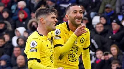 Hakim Ziyech strikes late as Chelsea snatch win at Crystal Palace