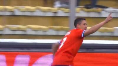 Al De-Simeone - El golazo de Alexis Sánchez de falta en el Bolivia vs Chile - en.as.com - Madrid - Chile - Bolivia