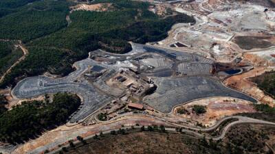 El pueblo de Huelva que recibe toneladas de basura de Montenegro - en.as.com - Montenegro - Gibraltar - Malta