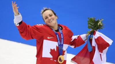 Philip Poulin - Hamelin, Poulin named Canada's Opening Ceremony flag-bearers - tsn.ca - Canada - Beijing - South Korea