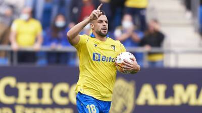 5 jugadores que vistieron la camiseta del Valencia y Cádiz