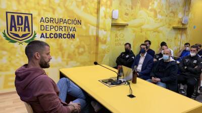 Dani Jiménez se despidió del Alcorcón entre lágrimas