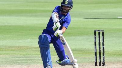 Venkatesh Iyer - Shikhar Dhawan - Shreyas Iyer - Shikhar Dhawan, Shreyas Iyer And Ruturaj Gaikwad Test Covid Positive Ahead Of West Indies Series: Report - sports.ndtv.com - South Africa - India -  Ahmedabad