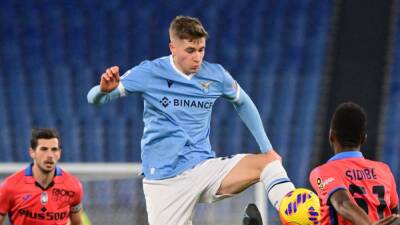 Bryan Cristante - Stephan El Shaarawy - Basic sufre un atraco a mano armada en el centro de Roma - en.as.com