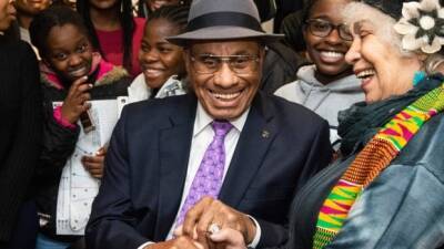 Joe Biden - Fredericton-born Willie O'Ree to receive U.S. Congressional Gold Medal - cbc.ca - Usa - Canada -  Boston - county George - state California - county Park