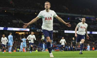 Antonio Conte - Bernardo Silva - Hugo Lloris - Cristian Romero - Dejan Kulusevski - Ilkay Gundogan - Harry Kane’s header gives Tottenham dramatic 3-2 win at Manchester City - theguardian.com - Manchester