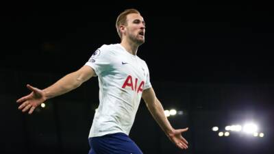 Kane's late goal leads Tottenham over Manchester City