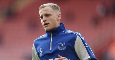 Donny van de Beek 'pushing' for permanent Everton move and more Man United transfer rumours
